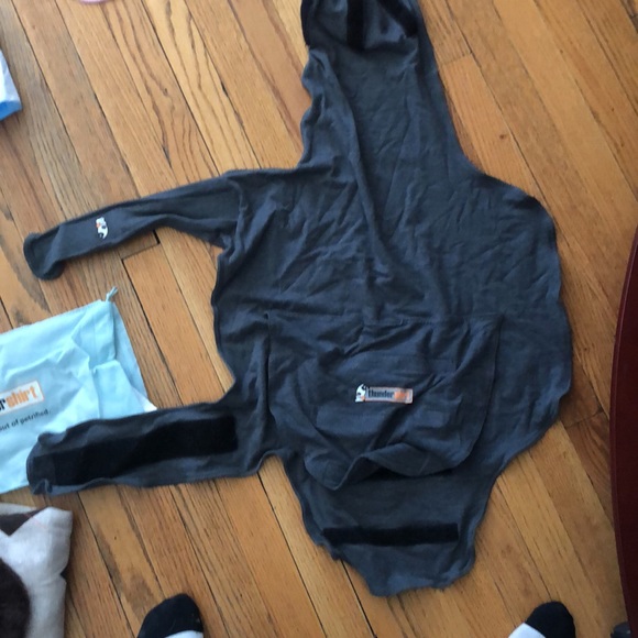 thunder shirt size Extra large - Picture 2 of 4